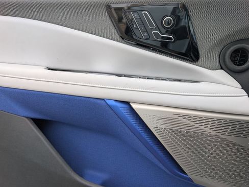 New 2026 Cadillac Optiq Sport 1 image 13