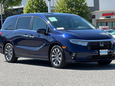 Used 2023 Honda Odyssey EX-L image 6