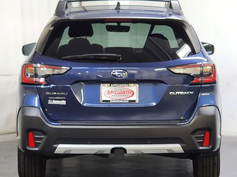 Used 2022 Subaru Outback Limited w/ Popular Package #2 AWD/4WD image 6