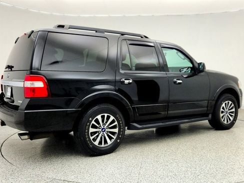 Used 2016 Ford Expedition XLT AWD/4WD image 5