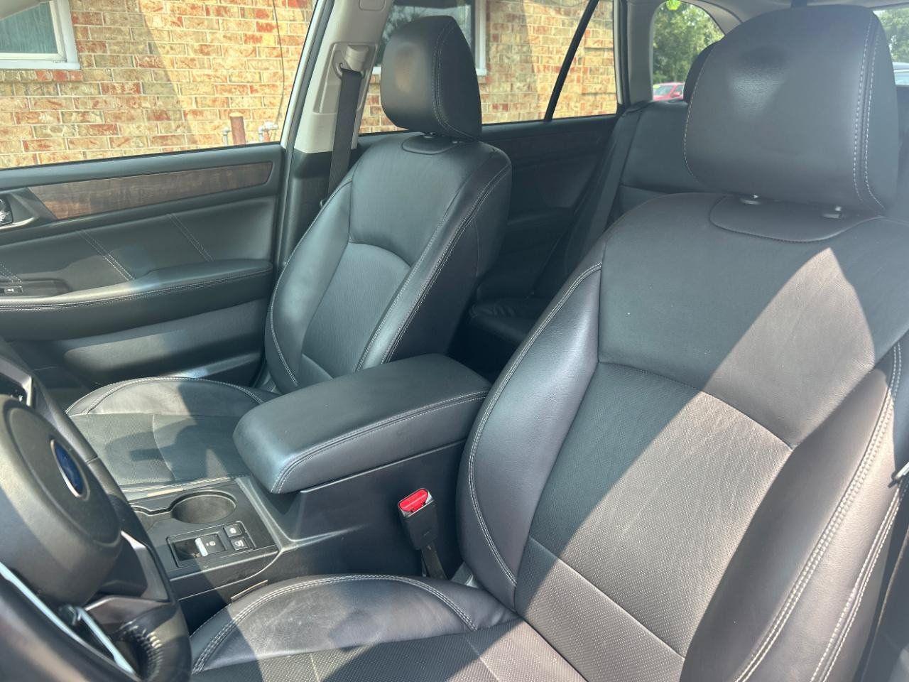 Used 2018 Subaru Outback 2.5i Limited AWD/4WD image 21