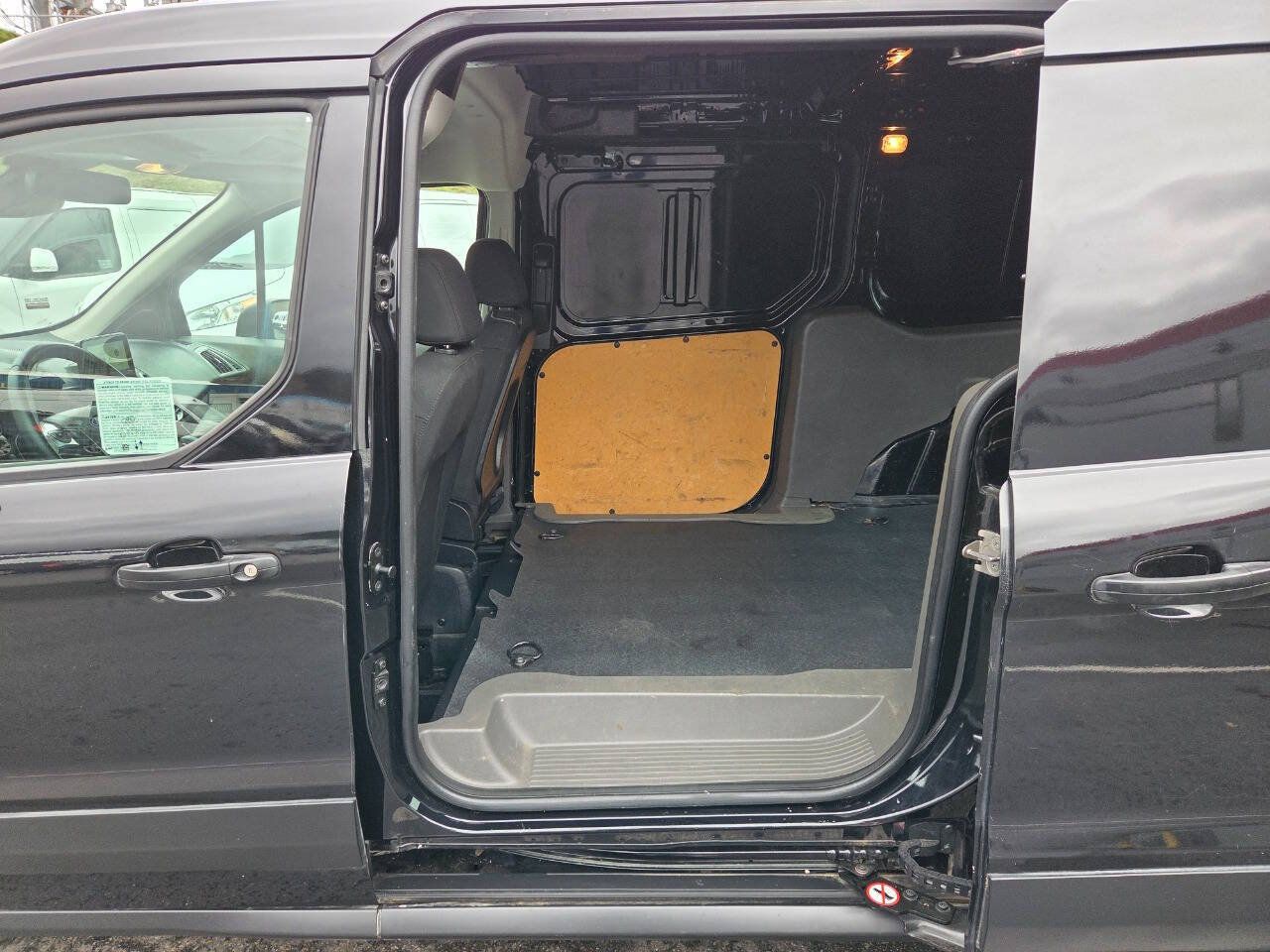 Used 2022 Ford Transit Connect XL FWD image 19