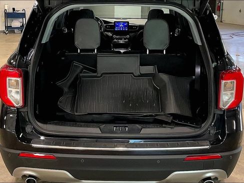 Used 2020 Ford Explorer Limited AWD/4WD image 5