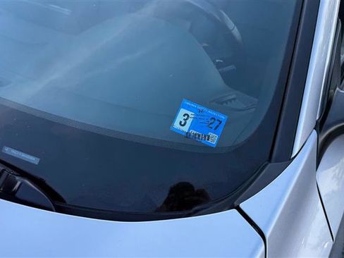 Used 2019 Honda Accord Sport image 3