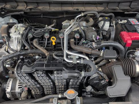 Used 2024 Nissan Altima 2.5 SV FWD image 30