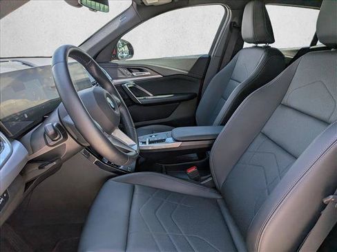 Used 2024 BMW X2 xDrive28i w/ Convenience Package AWD/4WD image 11