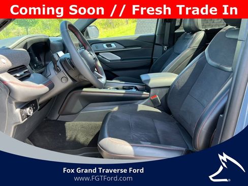 Certified 2025 Ford Explorer ST AWD/4WD image 4