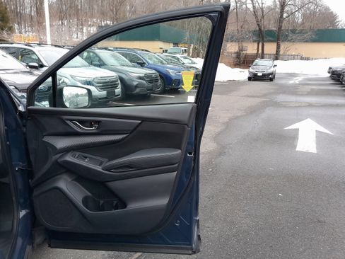 Used 2023 Subaru Ascent Premium w/ Convenience Package image 40