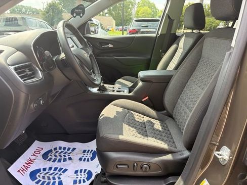 Used 2023 Chevrolet Equinox LT FWD image 22