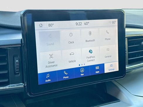 Used 2023 Ford Explorer XLT w/ Equipment Group 202A AWD/4WD image 15