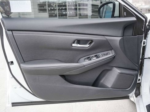 Used 2025 Nissan Sentra SV w/ All-Weather Package FWD image 21