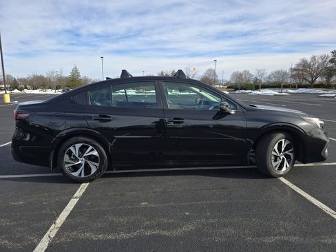 Used 2025 Subaru Legacy Premium image 17