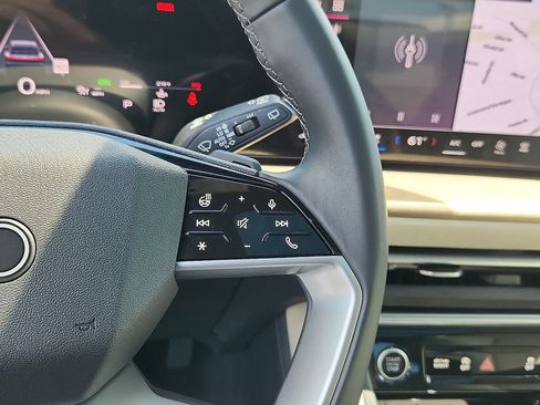 Certified 2025 Audi Q5 Premium Plus w/ Premium Plus AWD/4WD image 23