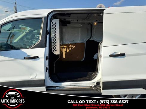 Used 2014 Ford Transit Connect XLT image 15