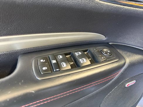 Used 2016 Dodge Durango R/T w/ Blacktop Package RWD image 14