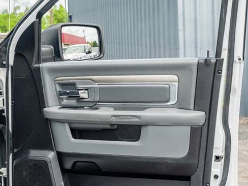 Used 2017 RAM 2500 SLT AWD/4WD image 39