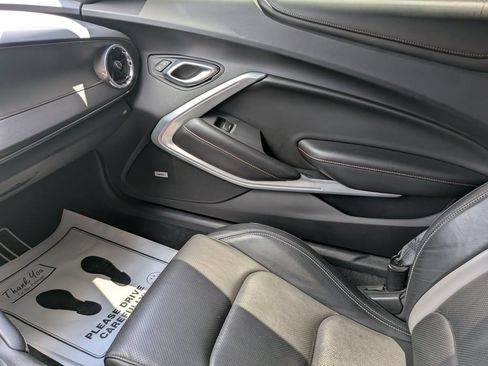 Used 2018 Chevrolet Camaro SS RWD image 20