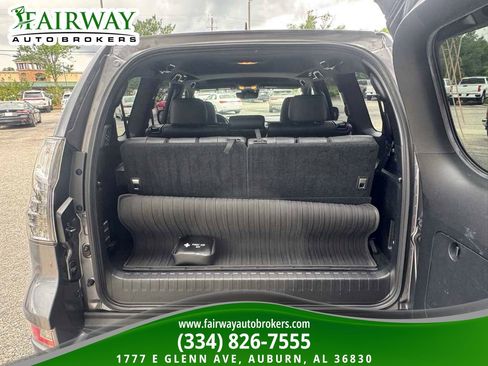 Used 2021 Lexus GX 460 Luxury w/ Accessory Package AWD/4WD image 29