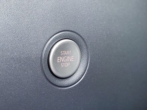 Used 2022 Volkswagen ID.4 Pro S w/ Gradient Package AWD/4WD image 32