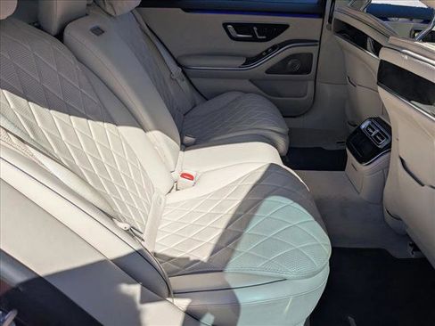 Used 2021 Mercedes-Benz S 580 4MATIC Sedan image 20