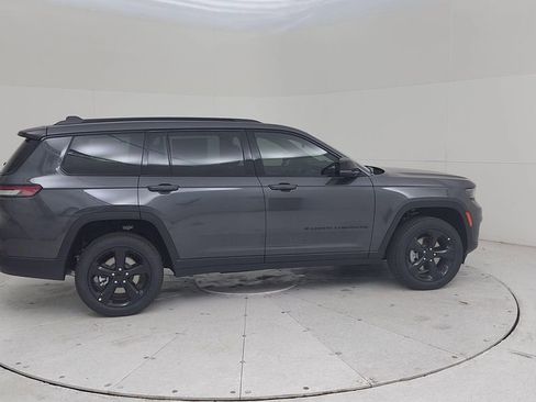 New 2025 Jeep Grand Cherokee L Limited w/ Black Appearance Package image 16