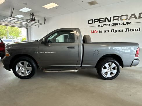 Used 2011 RAM 1500 Express AWD/4WD image 2