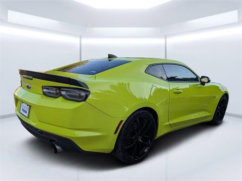 Used 2021 Chevrolet Camaro LT w/ 1LE Track Performance Package image 3