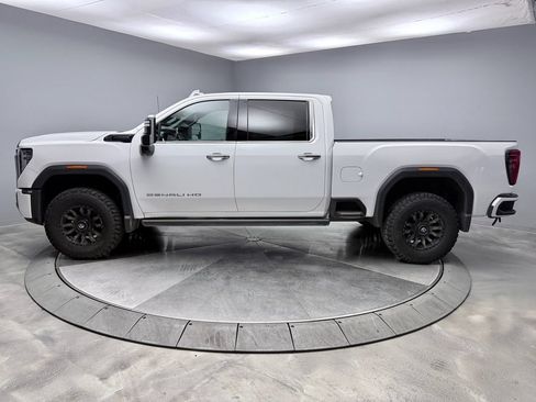 Used 2024 GMC Sierra 2500 Denali Ultimate AWD/4WD image 8