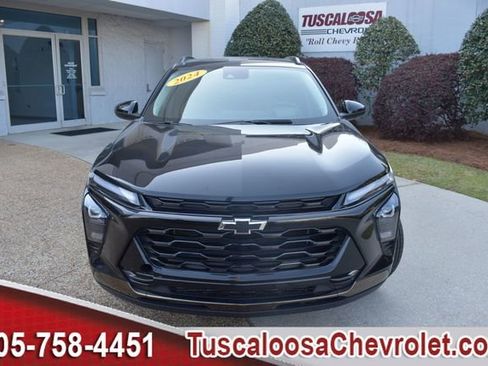 Used 2024 Chevrolet Trax ACTIV w/ Sunroof Package image 4