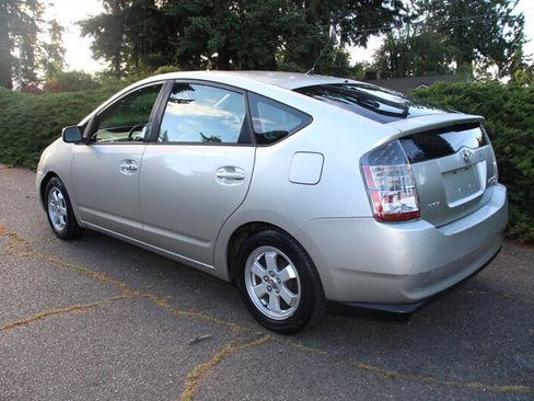 Used 2005 Toyota Prius FWD image 4