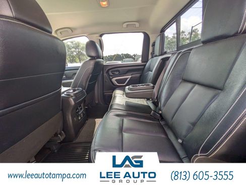 Used 2019 Nissan Titan PRO-4X w/ Pro-4x Convenience Package AWD/4WD image 13