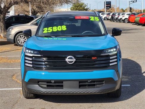 Certified 2025 Nissan Kicks SR image 10