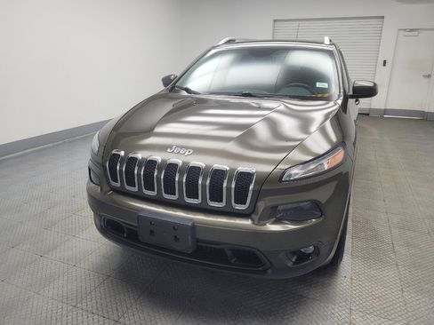 Used 2015 Jeep Cherokee Latitude w/ Cold Weather Group AWD/4WD image 15
