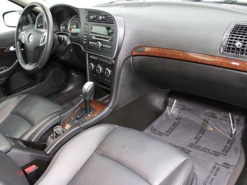 Used 2008 Saab 9-3 2.0T w/ Moonroof Package image 25