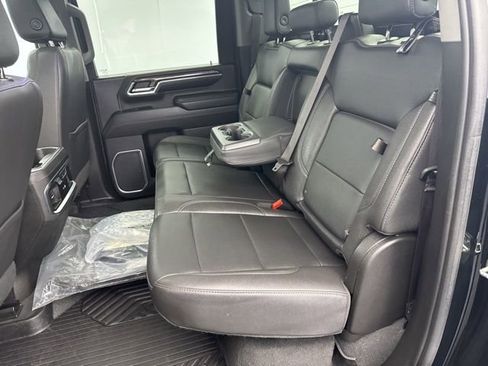 Used 2024 Chevrolet Silverado 3500 LTZ w/ LTZ Convenience Package image 34