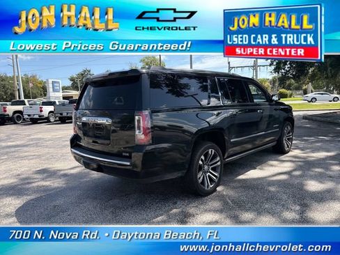 Used 2019 GMC Yukon XL Denali w/ Denali Ultimate Package RWD image 11