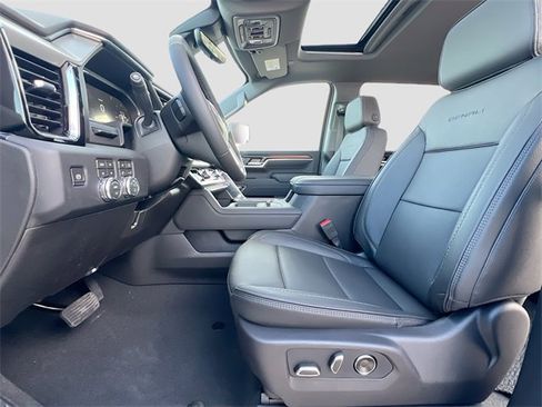 New 2026 GMC Sierra 2500 Denali w/ Denali Reserve Package image 15