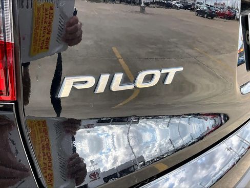 Used 2022 Honda Pilot EX-L image 9