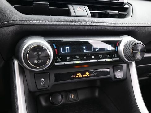 Used 2023 Toyota RAV4 XLE image 24