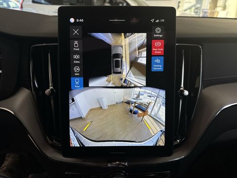 New 2026 Volvo XC60 B5 Ultra w/ Protection Package Premier image 15