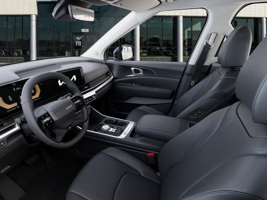 New 2027 Kia Carnival EX FWD image 17