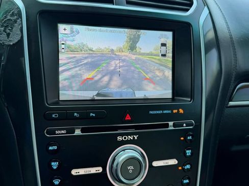 Used 2017 Ford Explorer Platinum AWD/4WD image 20