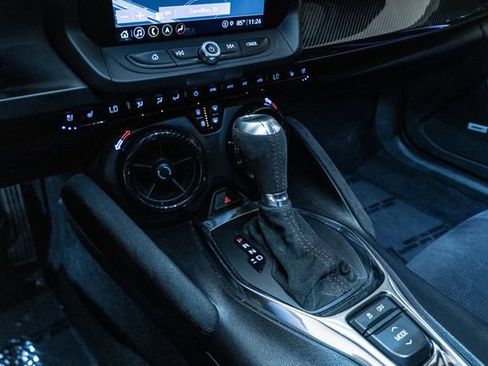 Used 2021 Chevrolet Camaro ZL1 RWD image 27