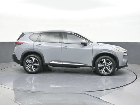 Used 2023 Nissan Rogue SL FWD image 18