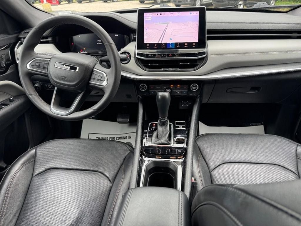 Used 2023 Jeep Compass Limited w/ Elite Group AWD/4WD image 13