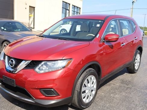 Used 2015 Nissan Rogue S AWD/4WD image 3
