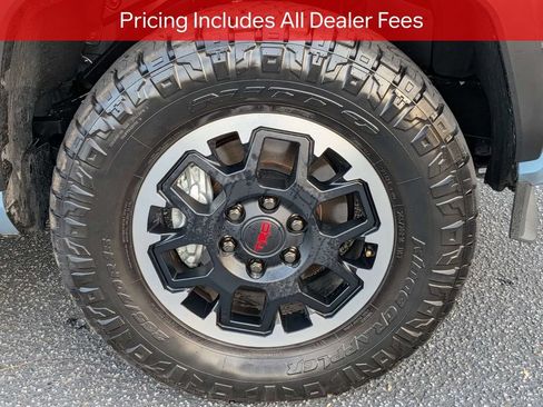 Certified 2025 Toyota 4Runner TRD Off-Road Premium AWD/4WD image 12