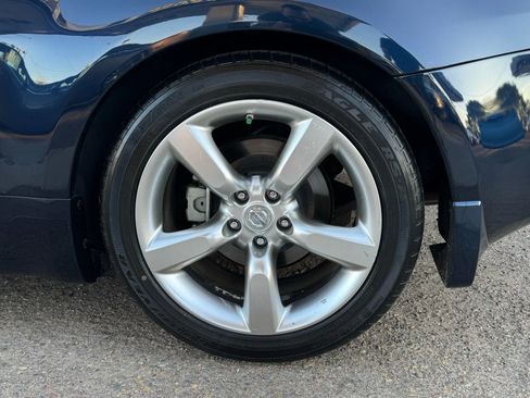Used 2007 Nissan 350Z Touring RWD image 35