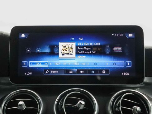 Certified 2022 Mercedes-Benz GLC 300 image 14