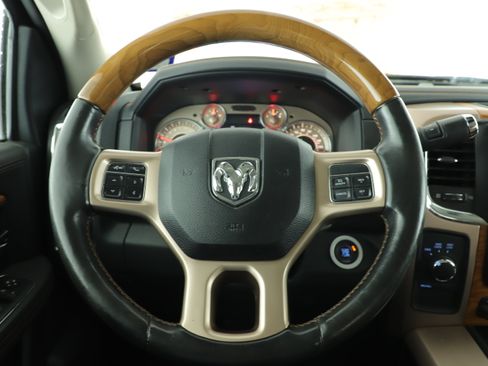 Used 2015 RAM 3500 Laramie Longhorn AWD/4WD image 17